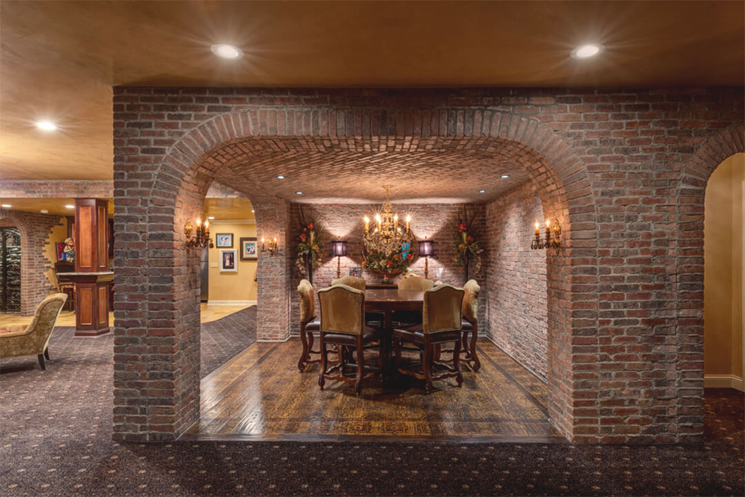 install-peppermill_interior English Pub bring in kitchen