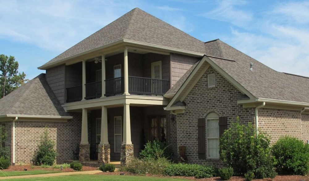 A picture containing outdoor, building, sky, house
Description automatically generated