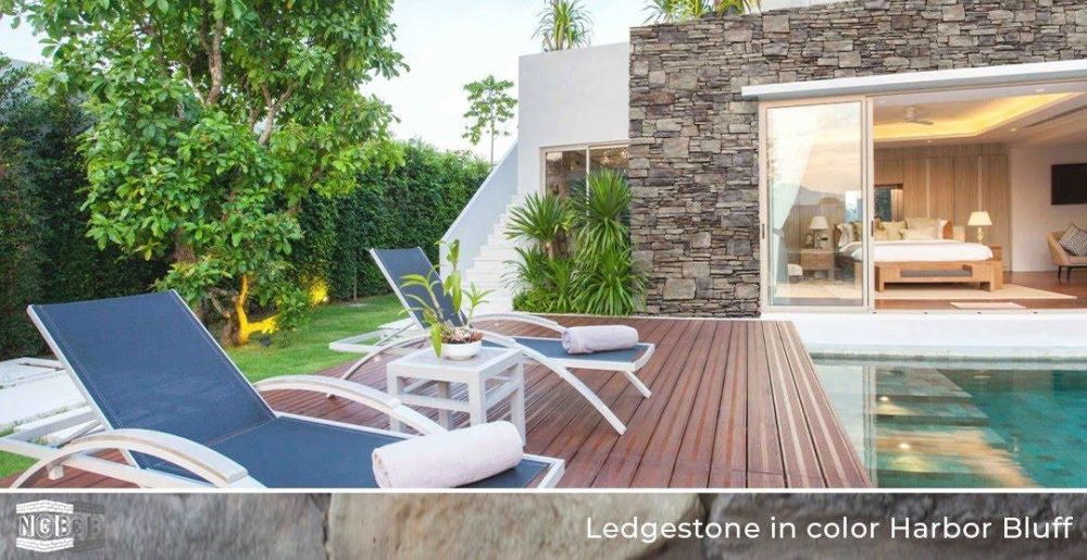 A picture containing text, tree, outdoor
Description automatically generated